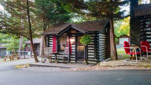Log Cabin, Lodges Asheville NC, Asheville Lodges, Lodge Asheville North Carolina, Wooden Cabin Rental, Historic Cabin Rental Log Cabin, Lodges Asheville NC, Asheville Lodges, Lodge Asheville North Carolina, Wooden Cabin Rental, Historic Cabin Rental