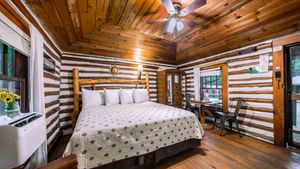 Lodges in Asheville, Vacation Rentals in Asheville North Carolina, Asheville NC Rentals Vacation, Vacation House Rentals Asheville NC, Asheville Cabins